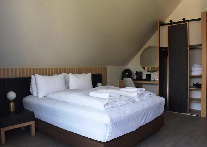 Akropolis Hotel